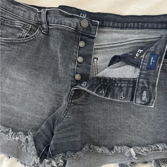GAP Washed Black Distressed Cutoff Denim Shorts - Picture 3 of 5
